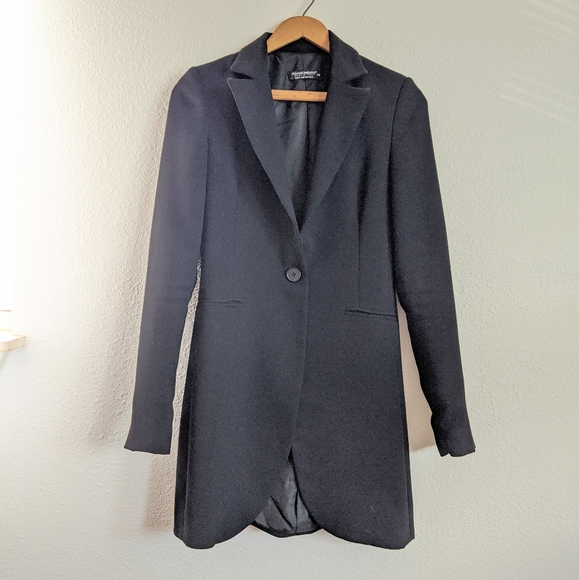 Rinascimento Italy Long Black Blazer - Picture 2 of 9